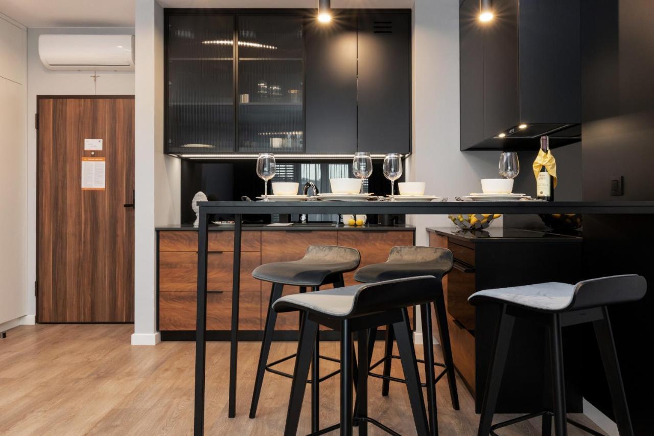 Exclusive Apartments Mostowa By Renters Prestige Poznan Exterior photo